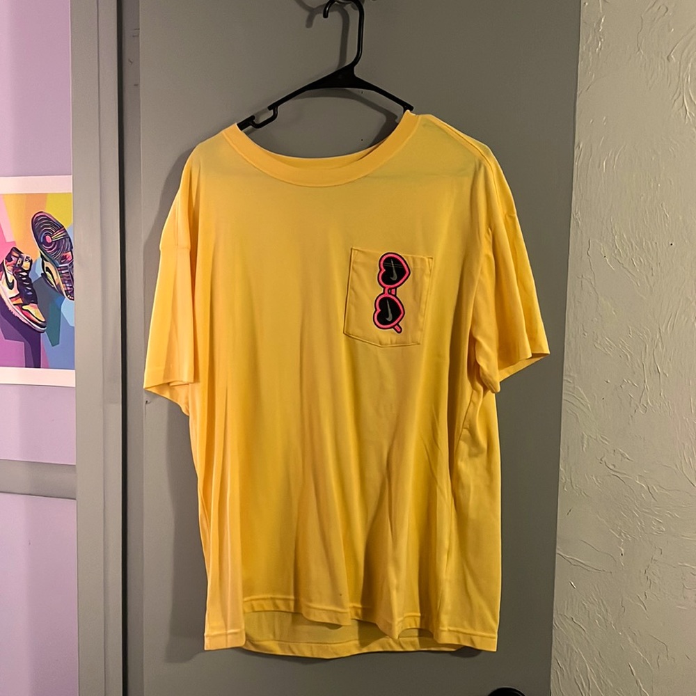 Nike Tshirt with pocket never worn